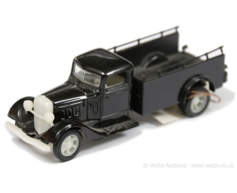 Matchbox Models of Yesteryear "Pioneers of Progress Collection" YYM36835 1933 Diamond T - Pre-production colour trial model -