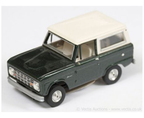 Matchbox Models of Yesteryear "First Great 4x4 Collection" YYM35056 1961 International Scout 80 - Pre-production mock-up resi