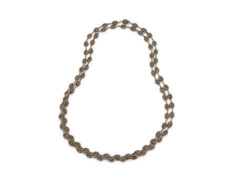 An enamelled chain Composed of a single row of oval links with black and white enamel detail, apparently unmarkedDimensions:L