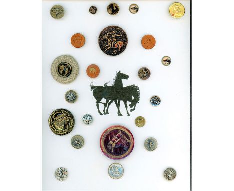 Over 149 S/M/L 19th and 20th century animal buttons incl. pairs.This lot includes a very nice card of assorted horses includi