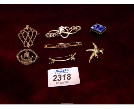 Seven brooches including silver 'Iona' Celtic brooch, Viking ship, lovers knot style, crown, small Delft tile in white metal 