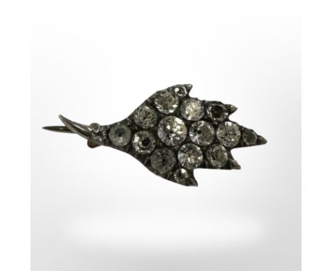 A Georgian gold and silver brooch set with set with paste stones, width 3cm