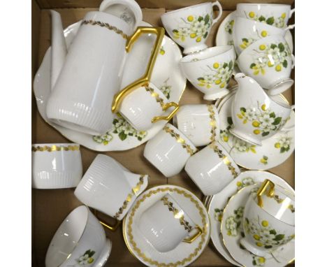  an Abbey Dale fifteen piece coffee set, cream ground with a gilt edge ; a Gainsborough tea service for six.