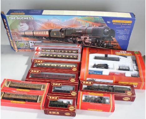 Two boxed train sets by Hornby and more engine by Hornby, Airfix and Lima carriages. (qty)