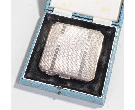 Silver compact, with engine turned decoration