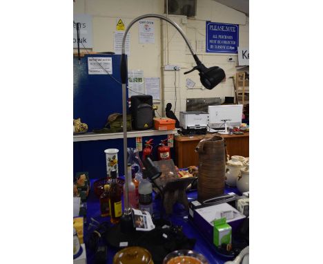 A Serious Readers floor standing lamp together with a further similar desk lamp (2)