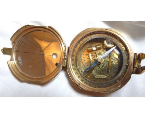 STANLEY OF LONDON COMPASS. Original Stanley of London compass in leather case