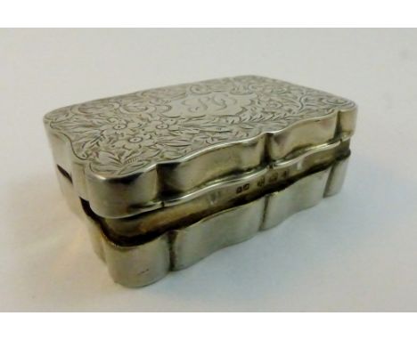 Hallmarked silver snuff box, Birmingham 1912 with initials