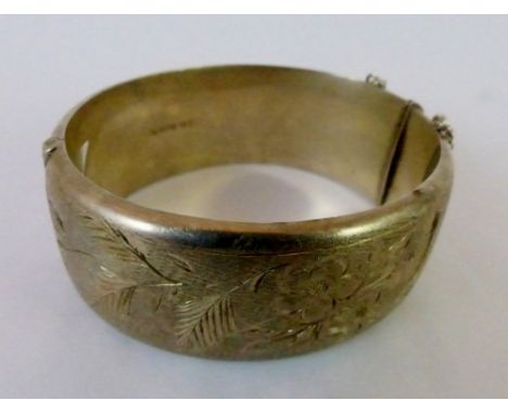 Large silver bangle 49.8g