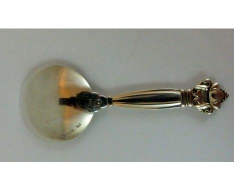 Georg Jensen Acorn pattern hallmarked silver caddy spoon. Import assay mark for 1928. L: 10 cm. 26g. 