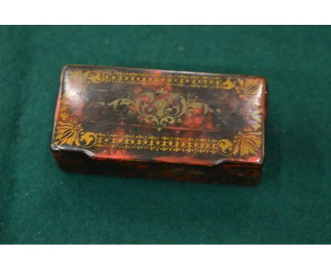 Victorian papier-mache snuff box.