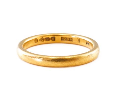 A 22CT GOLD PLAIN WEDDING RINGChester 1934, ring size L, weight 3.3 grams