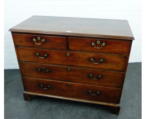 Mahogany chest, the rectangular top over two short and three long drawers, raised on bracket feet, 94 x 54cm 