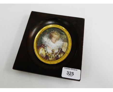 Painted portrait miniature of an Elizabethan lady in glazed frame, 7.5 x 9cm 