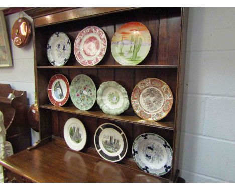 A quantity of ceramic plates (10)