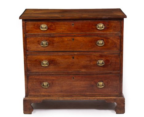 A SMALL SIZE 19TH CENTURY AND LATER MAHOGANY CHEST OF FOUR LONG GRADUATED DRAWERS with cross banded top and ebonised stringin