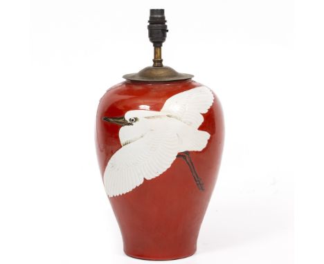 AN ORIENTAL PORCELAIN VASE of baluster form and decorated with a crane, 21cm wide x 29cm high together with a lamp insert Con