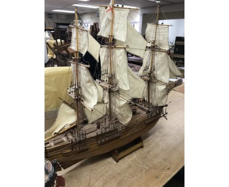 A model of a three mast boat