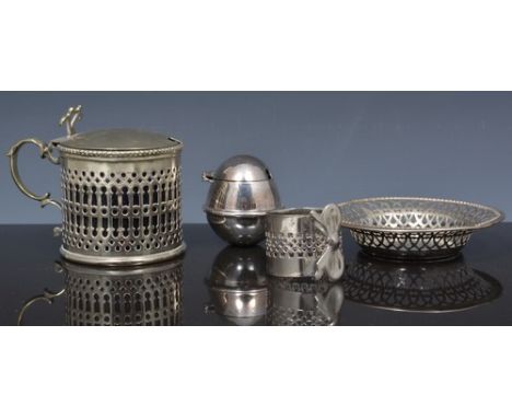 Georgian mahogany tea caddy, oblong form, lid with crossbanding, width 24cm, a Bowen's patent carbine lamp and other items.