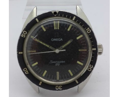 A stainless steel Omega Seamaster 120 manual wind wristwatch, black dial, rotating bezel, white second hand, 601 calibre, 17 