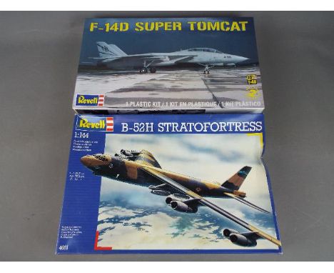 Revell - two Revell all plastic model kits to include a F-14D Super Tomcat model No. 85-4729, 1:48 scale, mint in factory sea