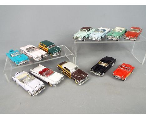Franklin Mint - 12 precision diecast 1:43 scale models, predominantly American motor cars, unboxed, generally ex