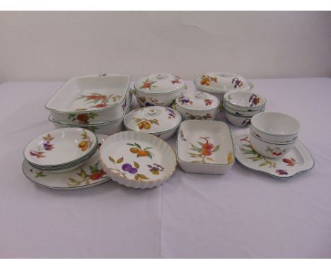 Royal Worcester Evesham pattern dinner service to include dishes, covered bowls and platters