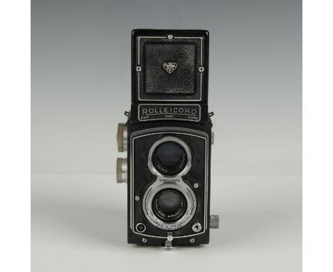 Franke &amp; Heidecke Rolleicord III DBP DBGM Medium-Format Twin Lens Reflex 120 Roll Film Camera with Compur-Rapid Heidosmat