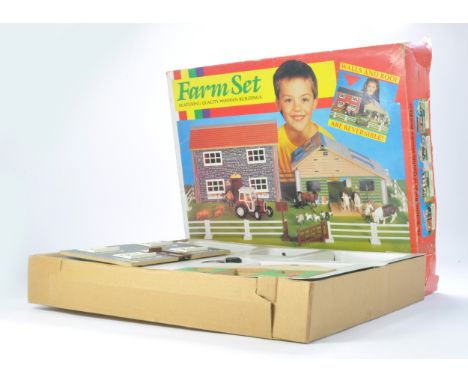 Britains Farm No. 4723 Farm Building, Animal and Tractor Set. Looks to be complete with contents excellent in fair to good bo