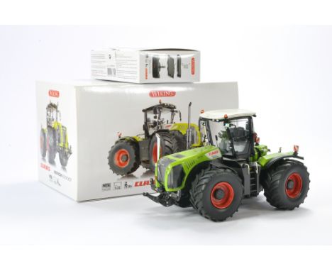 Wiking 1/32 Farm Model issue comprising Claas Xerion 5000 Tractor Plus front weight set. Looks to be without sign of fault, i