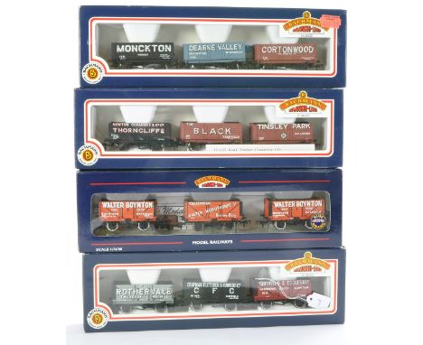 Bachmann Model Railway 00 Gauge Wagon Sets comprising 7 Plank Wagon 'Coal Traders Classics' x 3, 7 Plank End Door Wagon. All 