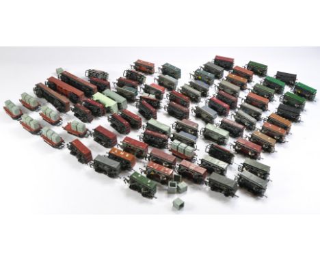 Triang Model Railway issues comprising approx. 70+ rolling stock / wagons. All mostly very good to excellent. 