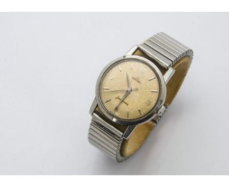 A 1950s Omega Seamaster stainless steel gentleman's wristwatch, cream dial, pitted, in 34mm Seamaster case, manual winding mo