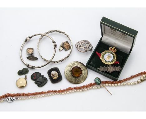 A collection of jewellery, including a micro mosaic brooch, AF, a muff chain converted to a necklace, a silver bangle, a dama