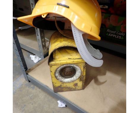 Road working lamp and construction helmet. Not available for in-house P&amp;P 