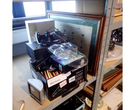 Envio cassette converter, TC777 USB condenser microphone, Nozatec telephone and a Sat-Nav. Not available for in-house P&amp;P