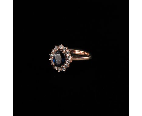 Set with sapphire and brilliant cut diamonds F/G VS/SI ring size 17