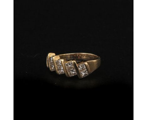 Set with 10 princess-cut diamonds ring size 17