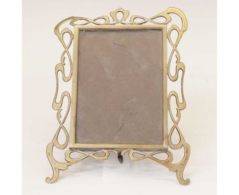 Edward VII silver Art Nouveau easel picture frame, sponsor's mark of John Tiley, London 1904, 21cm high (aperture 14cm x 9.5c