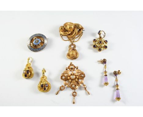 A QUANTITY OF JEWELLERY including a Victorian gold brooch with embossed decoration, 6.5cm long, a pair of Victorian gold and 