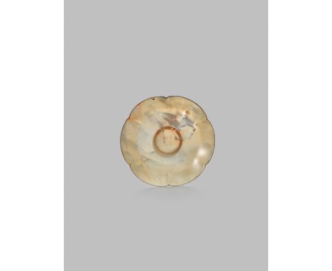 A RARE AND FINE CHINESE IMPERIAL AGATE CHRYSANTHEMUM-SHAPED DISH, INCISED FOUR CHARACTER YONGZHENG MARK AND OF THE PERIOD 172