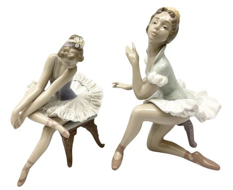 Lladro figures, Opening night no. 5498 and Curtains Up no. 6325, tallest example H17.5cm