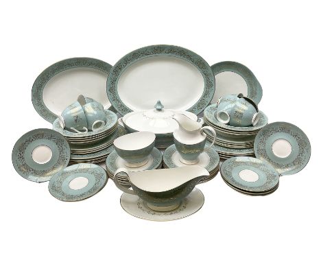 Royal Doulton De Lamerie pattern part tea and dinner service, including eight dinner plates, seven side plates, seven bowls, 