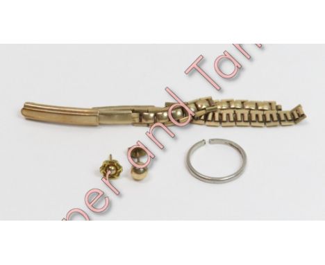 A 9 carat gold lady's watch bracelet; with two ear studs, one hallmarked 9 carat, the other stamped '375'; 9.7 g gross; with 