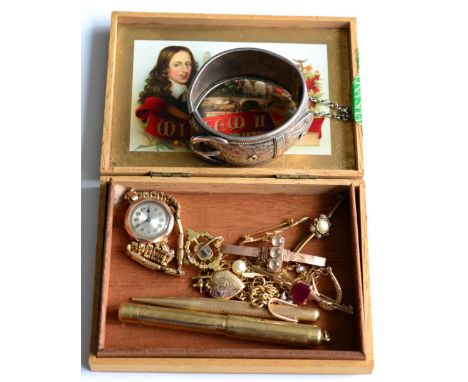 A Victorian cuff bangle, an aquamarine and pearl brooch, various other brooches, a watch, jewellery and a propelling pencil a