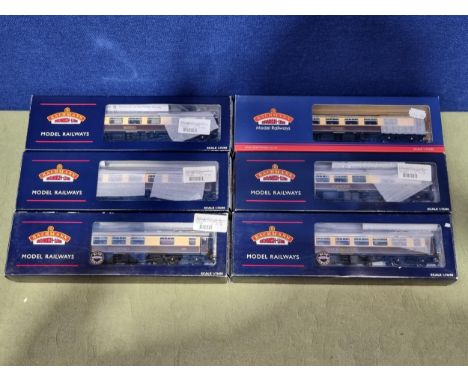 A rake of six boxed Bachmann 00 gauge Pullman Coaches including BR Mk.1 Kitchen/1st with lighting, BR Mk.1 Kitchen/1st, Mk.1 