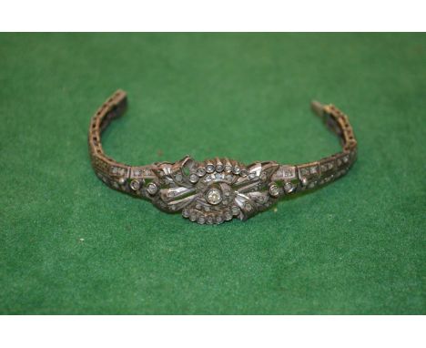 A stylish Art Deco diamond set bracelet.
