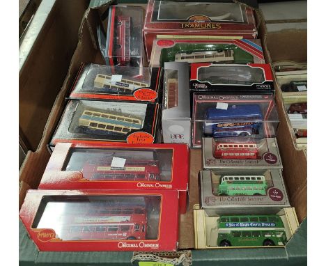 Four Solido vintage buses in original boxes; 6 'Original Omnibuses' 1:76 scale models; 9 other vintage buses, all in original