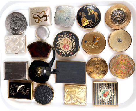 Two vintage musical powder compacts; eighteen vintage decorative powder compacts 