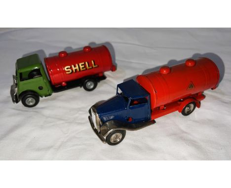 Tri-ang Minic Toys: two post war tinplate clockwork Petrol Tankers, a short bonnet example with "Shell BP" painted stencil an